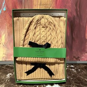 Kate Spade Tan Cable Knit Set with Black Bows